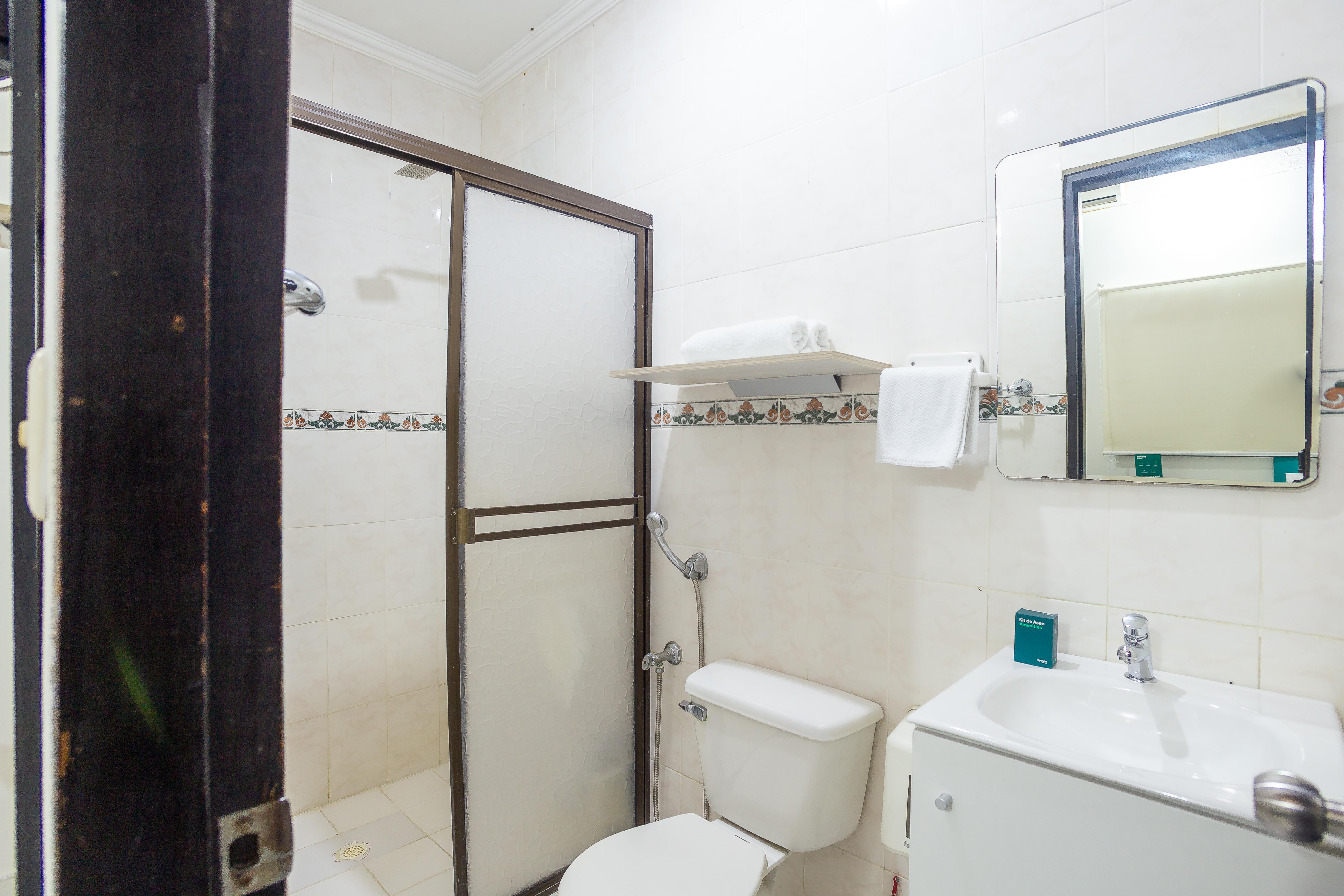 Ayenda Casa Real Hotel Monteria Bagian luar foto