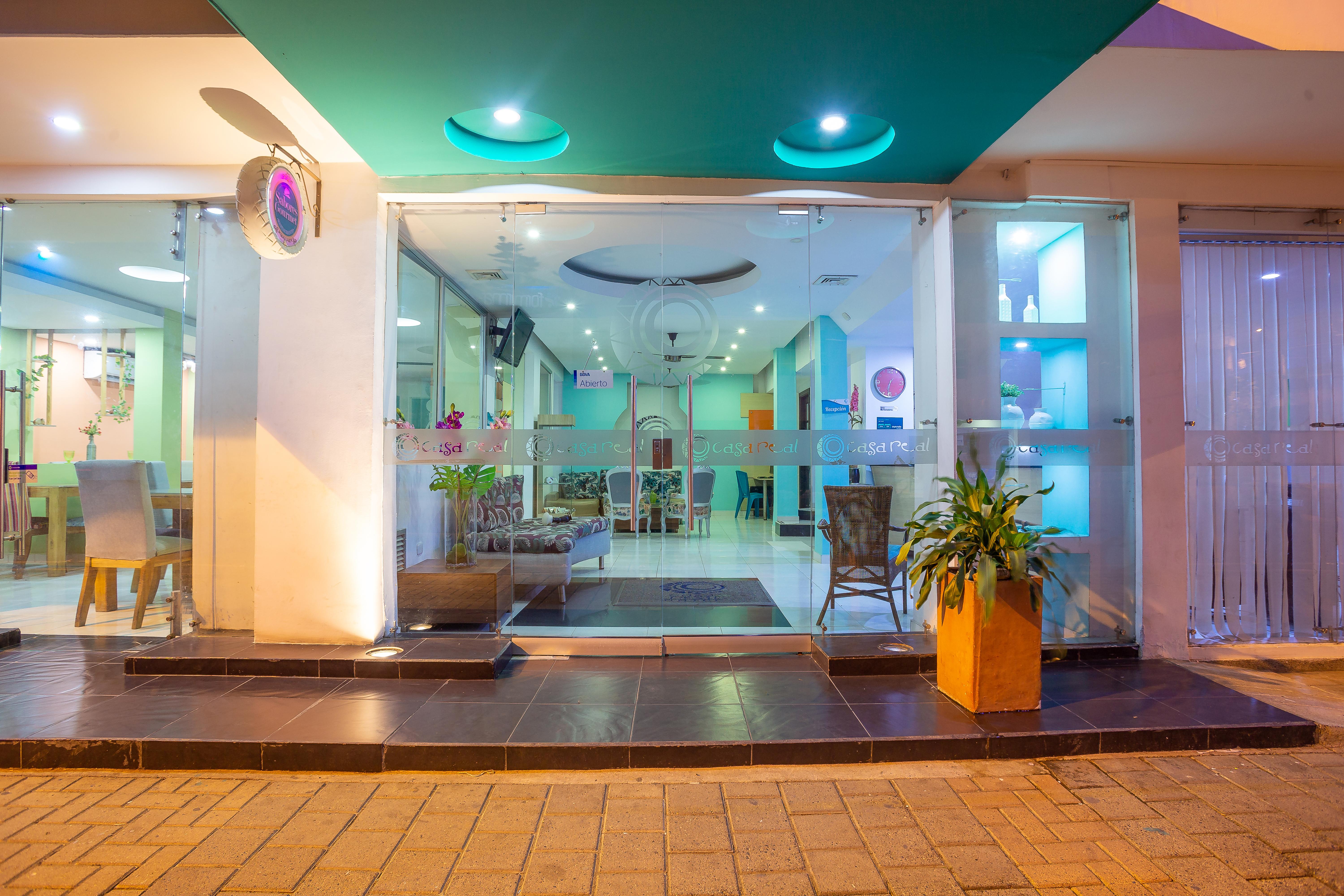 Ayenda Casa Real Hotel Monteria Bagian luar foto